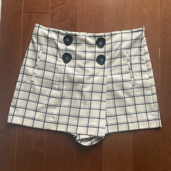 ZARA women skorts size XL worn one time only - Picture 1 of 4